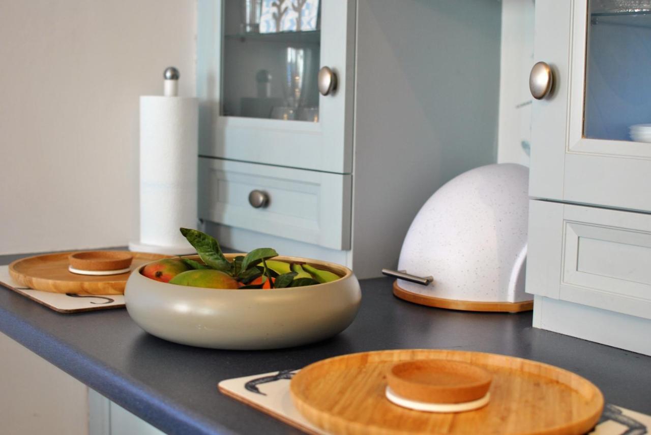 Oyster Cottage- Relaxing Retreat By The Sea Holiday home